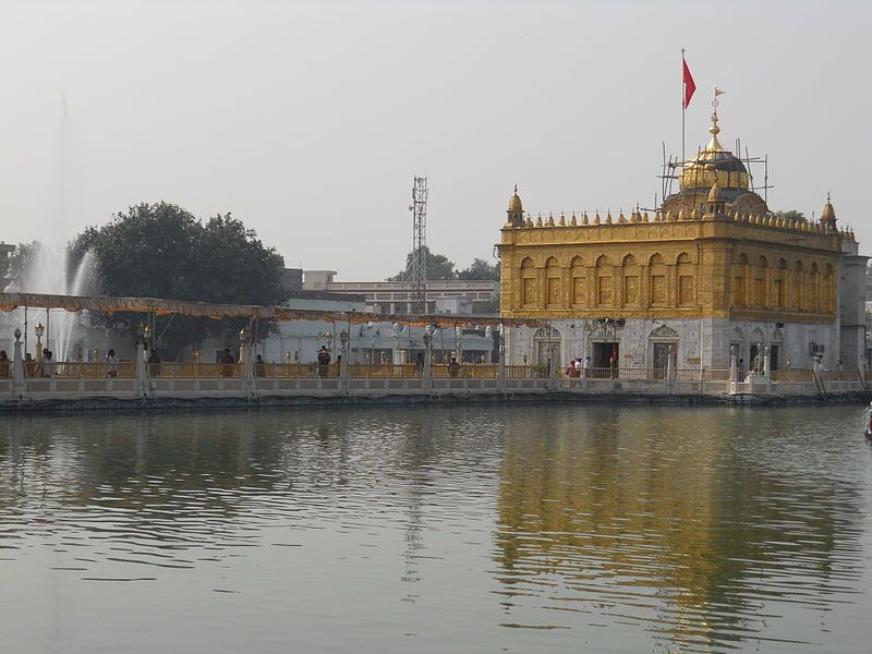 File:Durgiana Temple.JPG