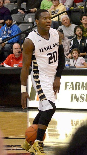 File:Felder dribbling (cropped).jpg