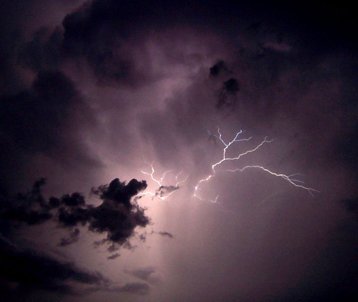 File:Lightning02.jpg