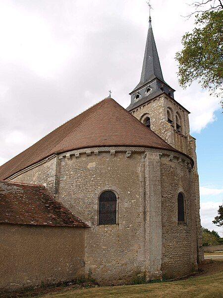 File:Lutz-en-Dunois-église.abside-24.JPG