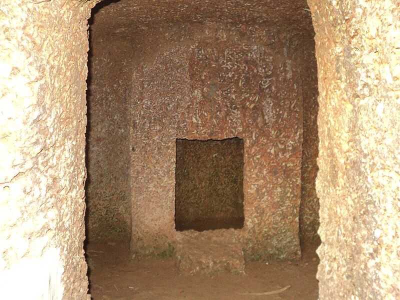 File:Marunnara inside.jpg