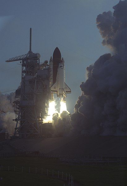 File:STS-39 launch.jpg