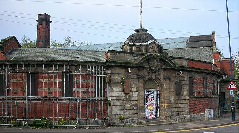 File:Stirchley baths.jpg