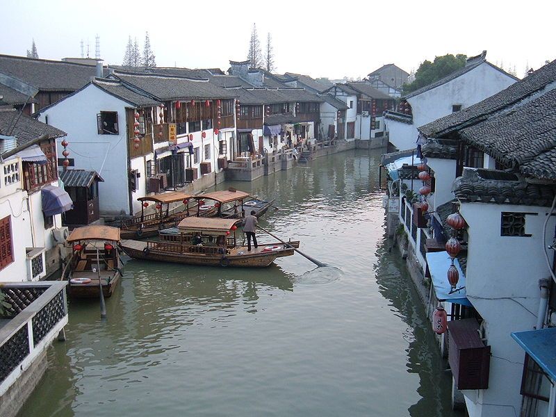 File:Zhujiajiao canal 4.JPG