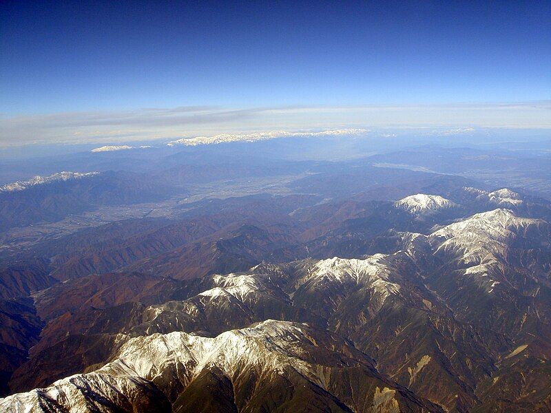 File:Akaishi Mountains 2006-11-13.jpg