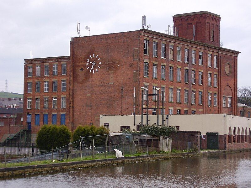 File:Albion Mill Blackburn.jpg