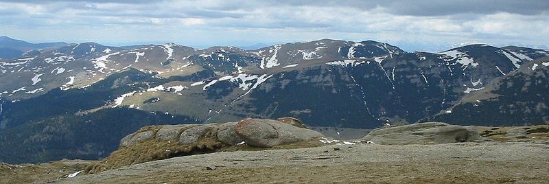 File:Bucegi Mountains.jpg