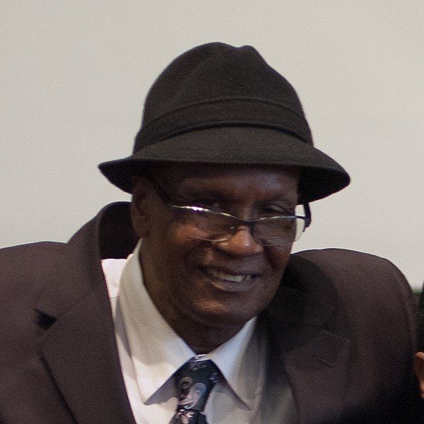 File:Donnie Andrews (cropped).jpg