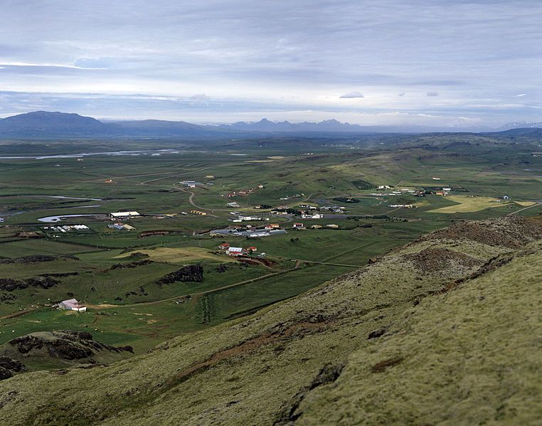 File:Flúðir 01.jpg