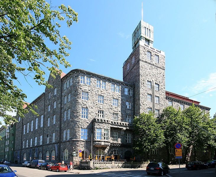 File:Folkets hus Berghäll.jpg