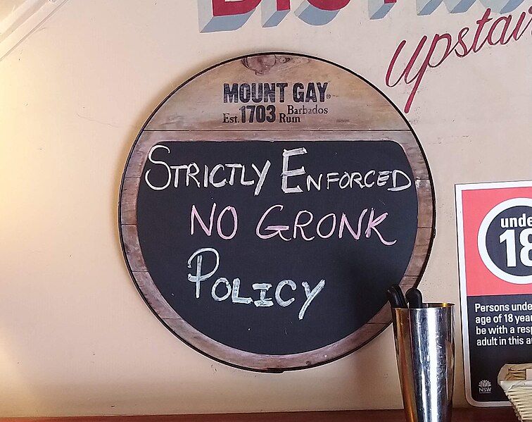 File:Gronks.jpg