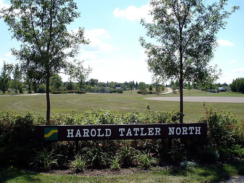 File:Harold-Tatler-Park-North.jpg