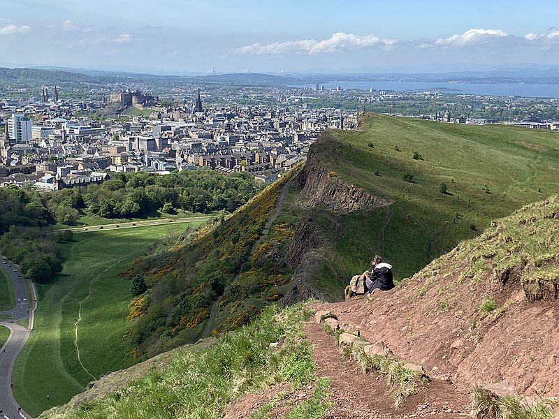 File:IMG Salisbury Crags.jpg