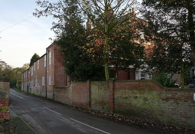 File:Mattersey Hall-geograph-4260644.jpg