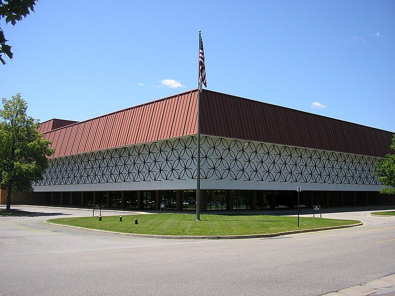 File:Midland-Center-For-The-Arts.jpg