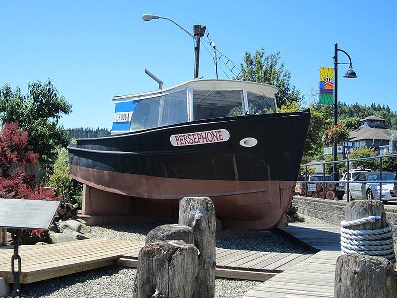 File:Persephone tug(9057203305).jpg