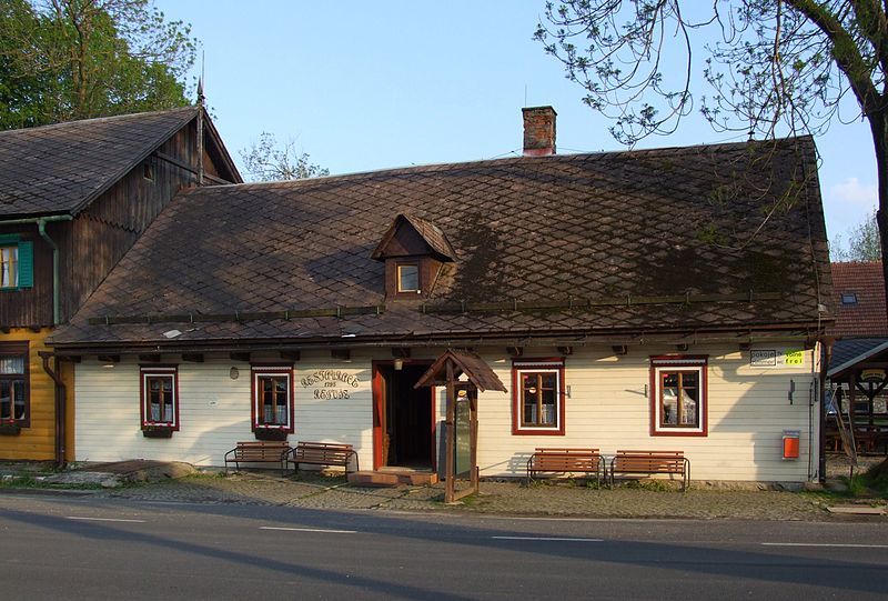 File:Restaurace Rejvíz.JPG