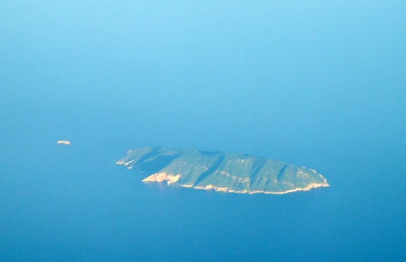 File:Sveti Andrija island.jpg