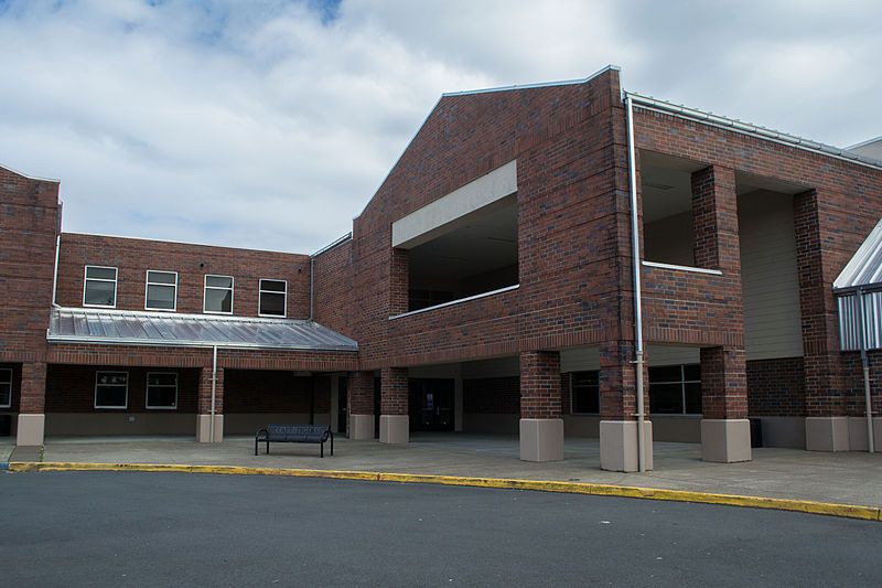 File:Taft High School.jpg