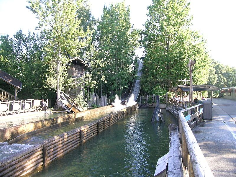 File:Wildwasserbahn Hansa-Park.JPG