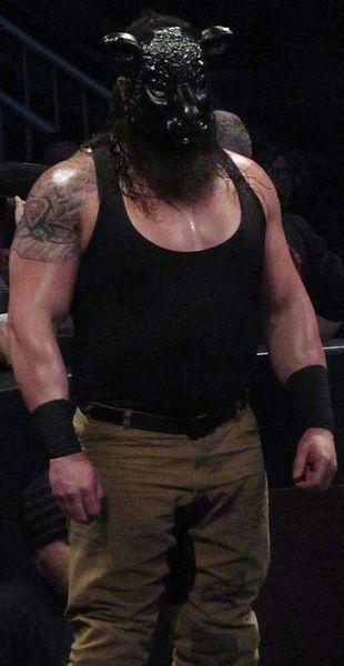 File:Braun Strowman.jpg