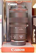 RF 100 mm f/2.8 L IS USM MACRO