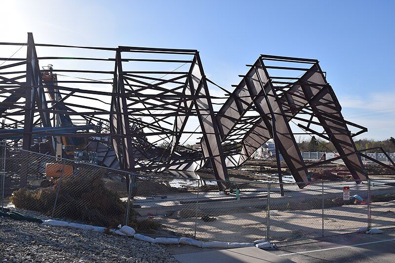 File:Collapsed hangar KBOI.jpg