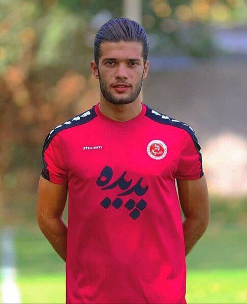 File:Farshadhashemi3 football player.jpg