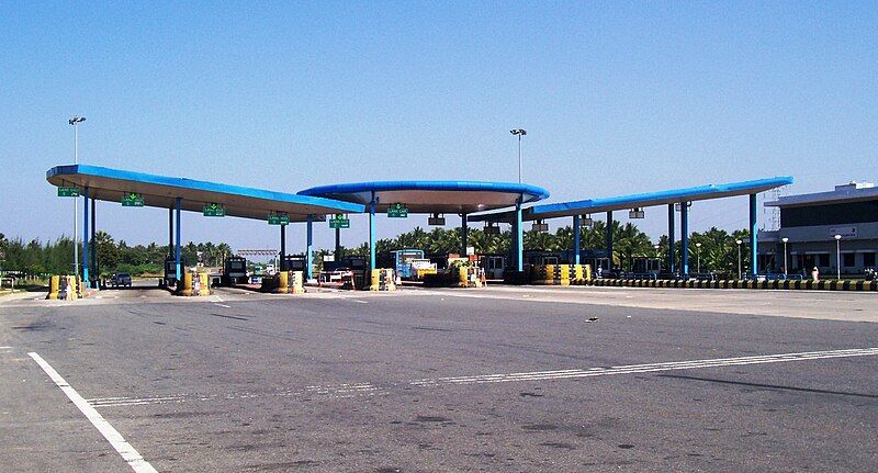 File:IVRCL-Vijayamangalam-Toll-Plaza.JPG