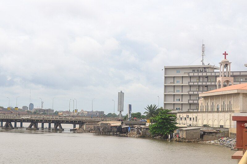 File:Lagune de Cotonou.jpg