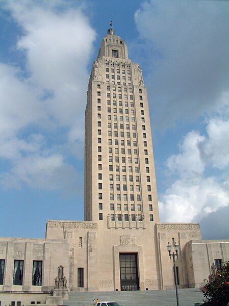 File:Louisiana State Capitol.jpg