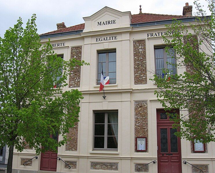 File:Maincy mairie.jpg