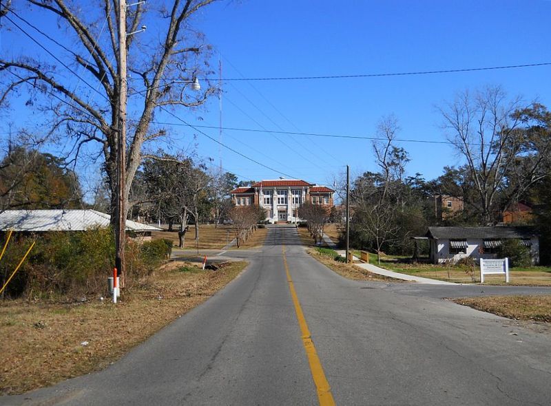 File:S.C.Courthouse.JPG