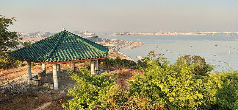 File:Scenic Hill Pavilion.jpg