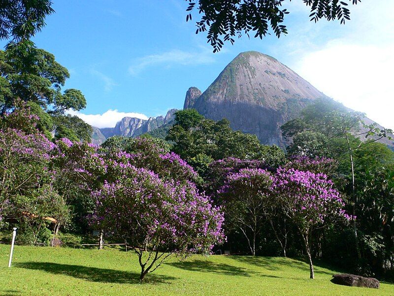 File:Serra dos ÓrgãosBrazil.jpg