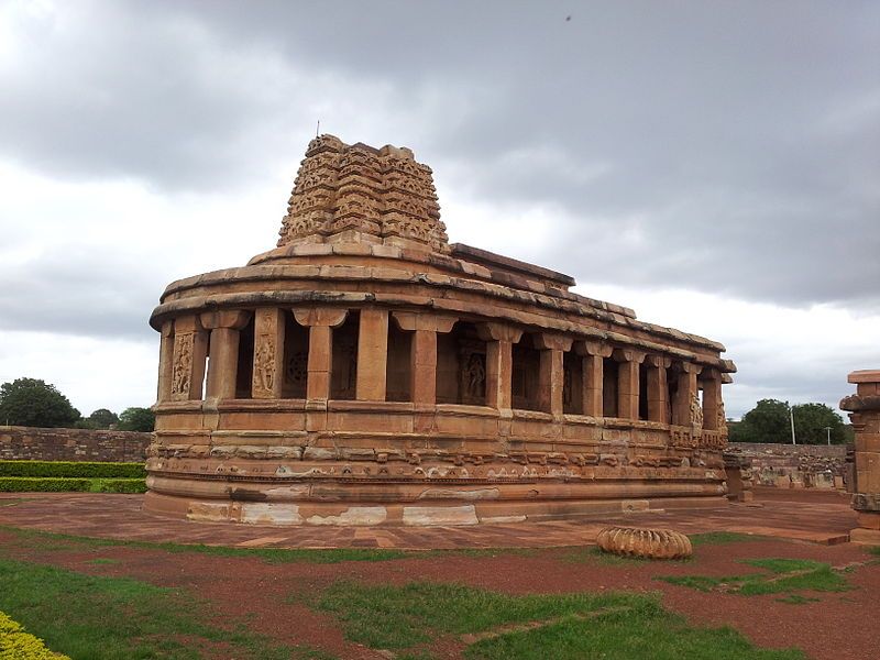 File:Aihole.jpg