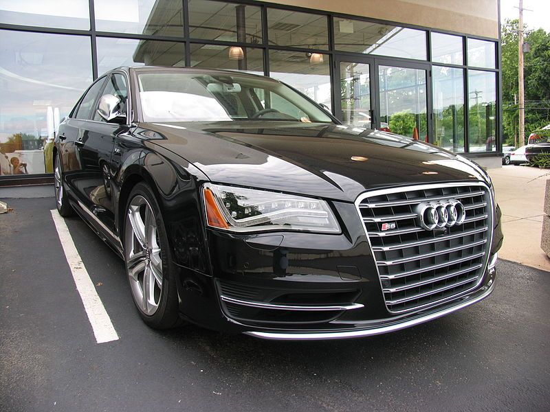 File:Audi S8 (14475960404).jpg