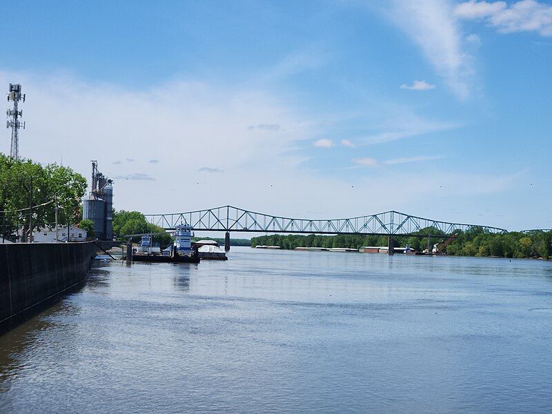 File:Beardstown bridge.jpg