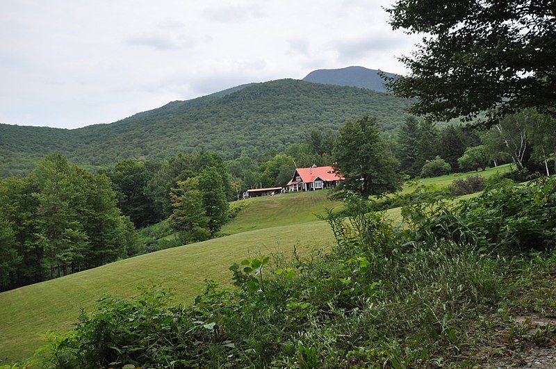 File:BoltonVT HoneyHollowCamp1.jpg