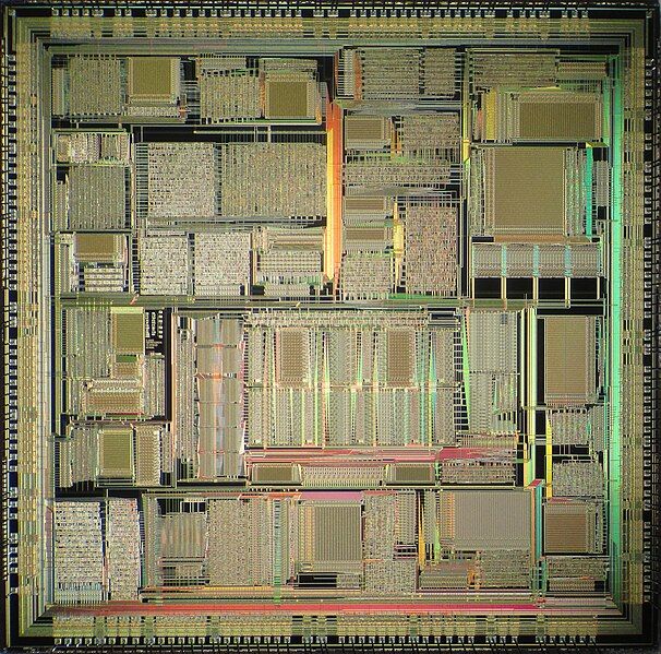 File:C-Cube CL950 die.JPG