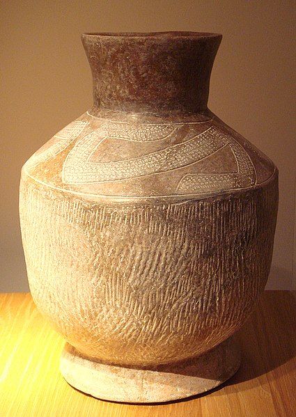 File:CeramicLopburiThailand2300BCE.jpg