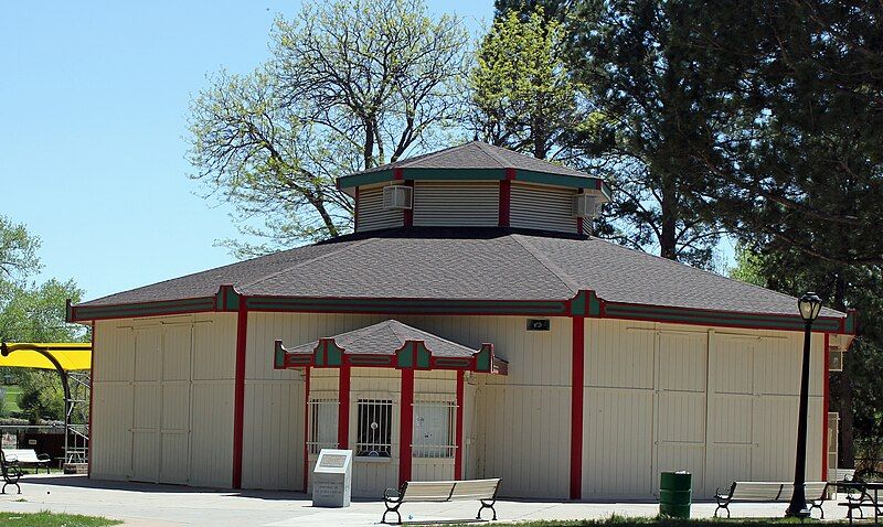 File:City Park Carousel.JPG