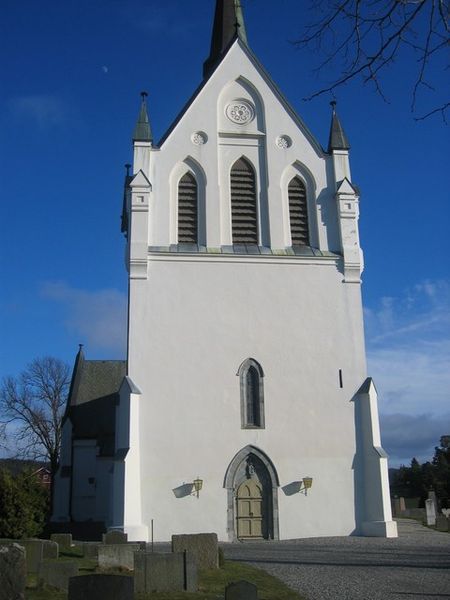 File:Eidsberg kirke.jpg