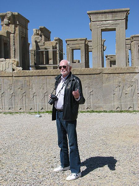 File:Frank-Pierson-in-Persepolis.jpg