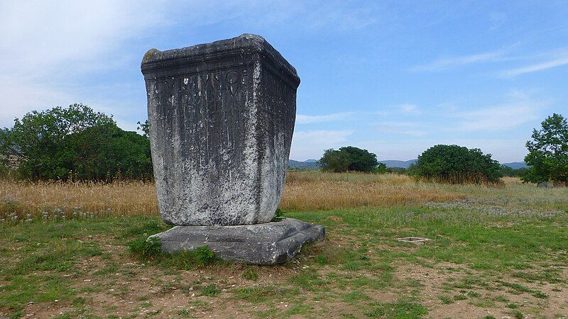 File:Gaius Vibius Monument.jpg