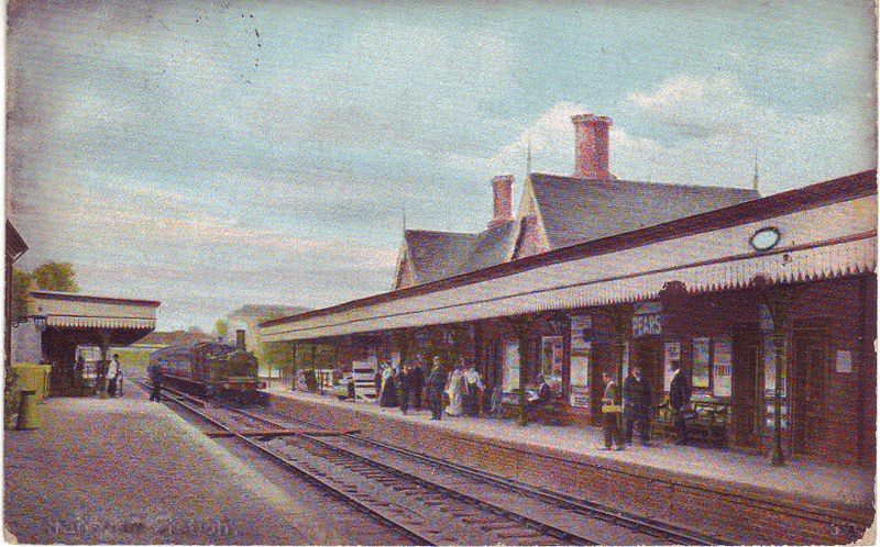 File:Hailsham railway station.JPG