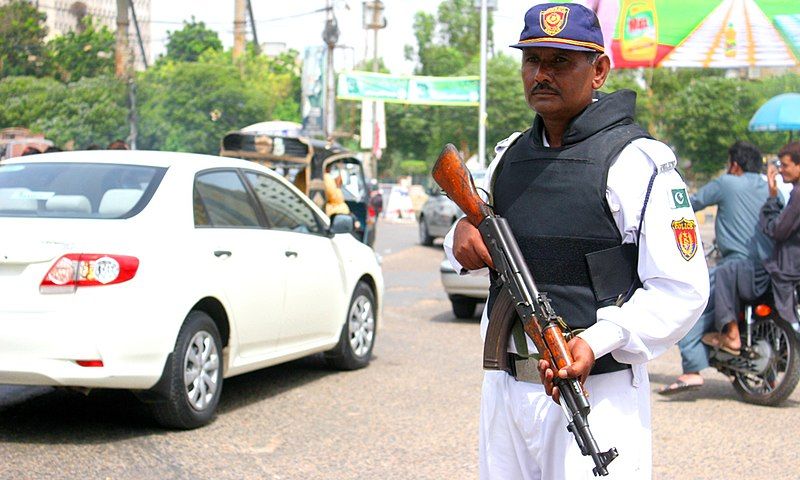 File:Karachi Traffic Police.jpg