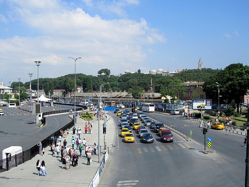 File:Kennedy Caddesi, Istanbul.jpg