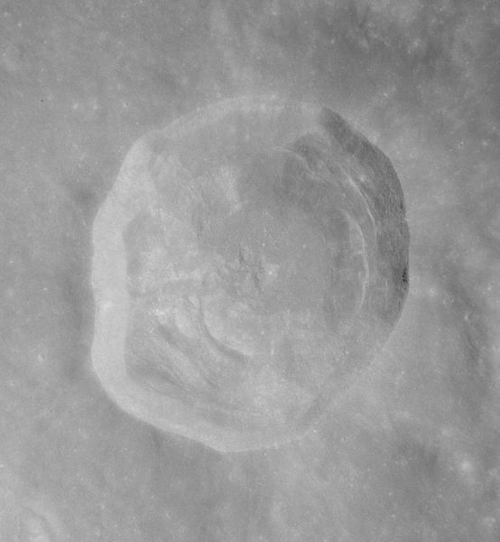 File:Lalande crater AS12-54-8076.jpg