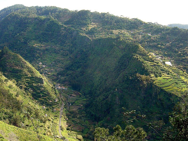 File:Madeira Tabua.JPG